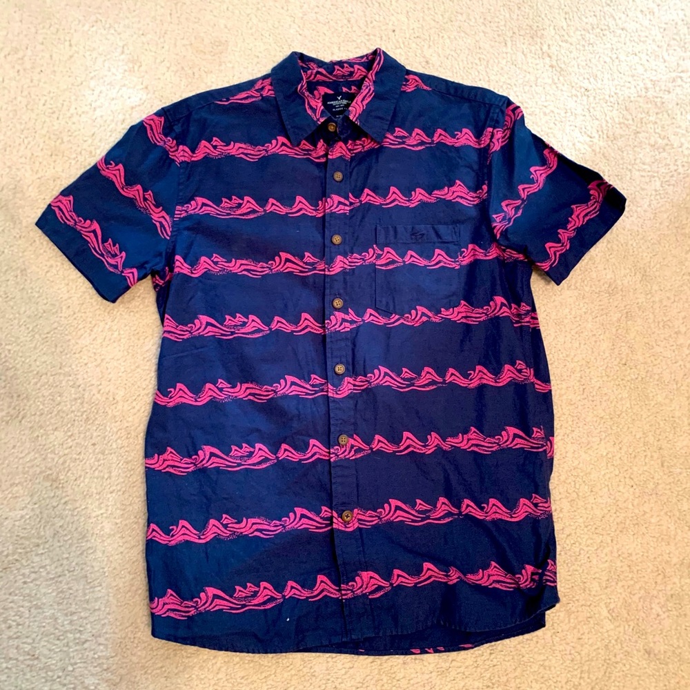 Men’s American Eagle shirt, size M